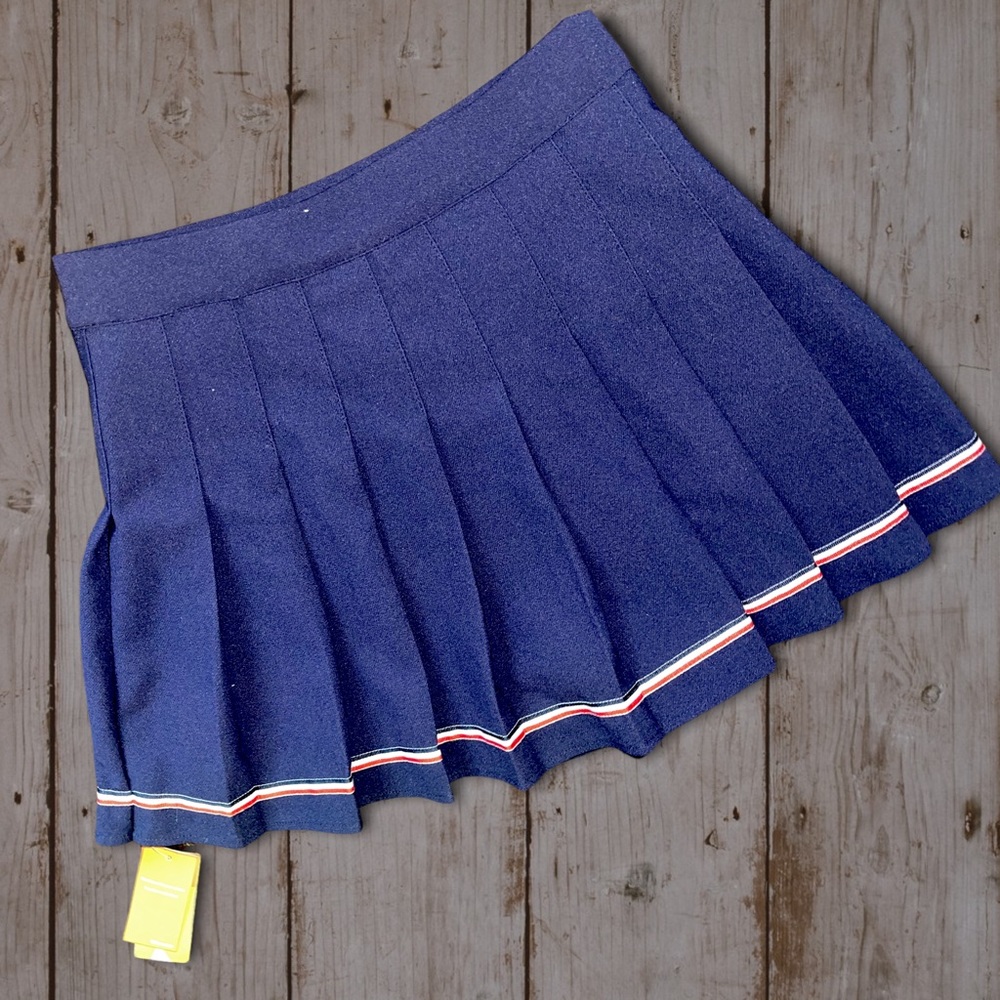 Mini Pleated Skirt High Waisted Tennis/skater Skirt. Size 6